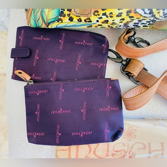 Anuschka Hand Painted Leather Leopard Wide Organizer Satchel - Picture 5 of 8